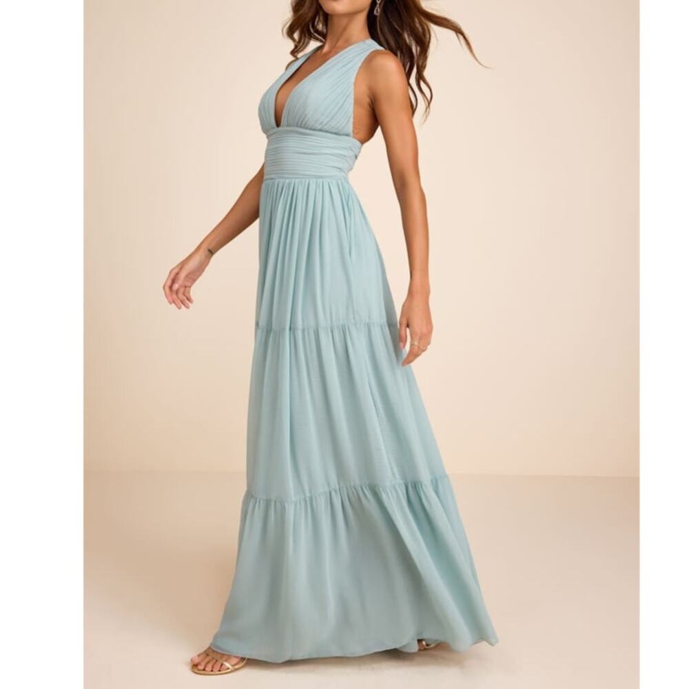 NEW Lulus Leora Light Blue Plunging Chiffon Pleated Tiered Maxi Dress Small